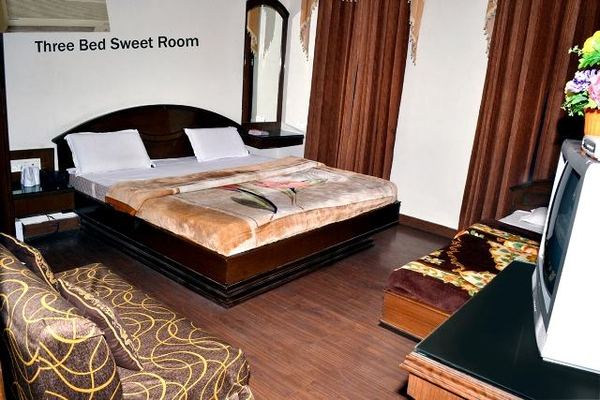 Hotel Heritage Inn